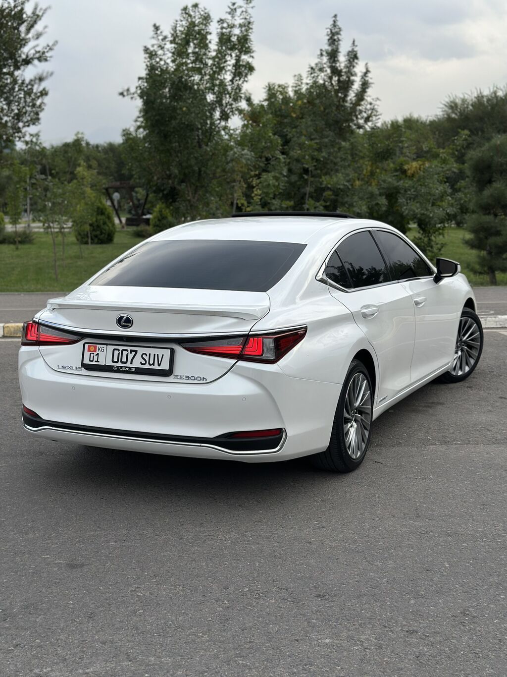 Lexus ES: 2019 г., 2.5 л, Вариатор, Гибрид, Седан: фото 5