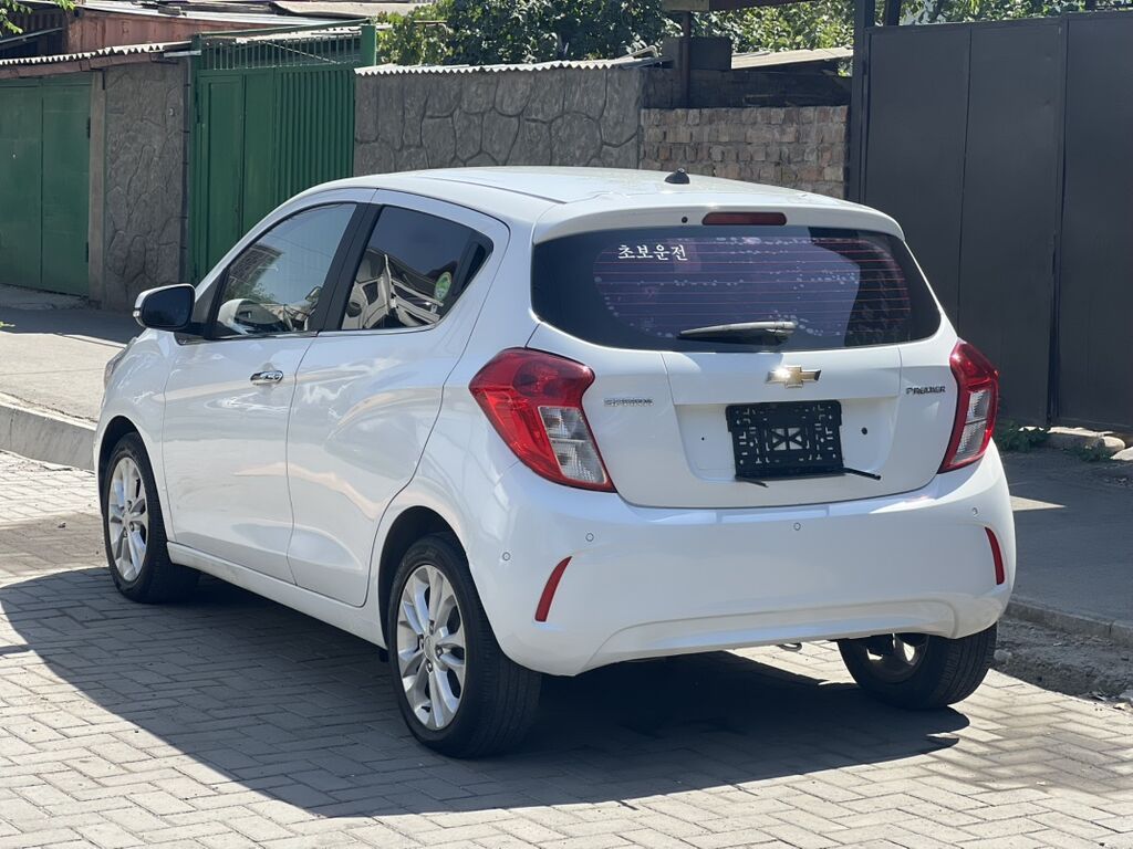 Chevrolet Spark: 2019 г., 1 л, Автомат, Бензин, Хэтчбэк: фото 3