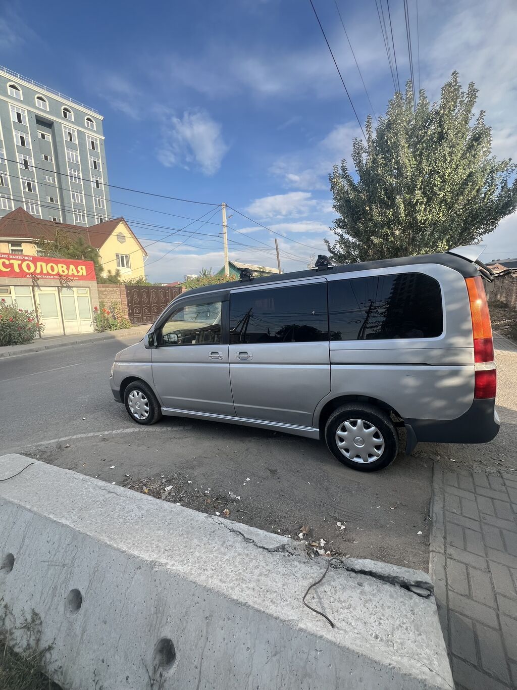 Honda Stepwgn: 2001 г., 2 л, Автомат, Бензин, Универсал: фото 2
