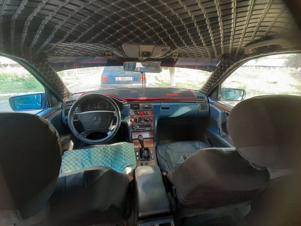 Mercedes-Benz E-Class: 1996 г., 2.2 л, Автомат, Дизель, Седан — фото 4
