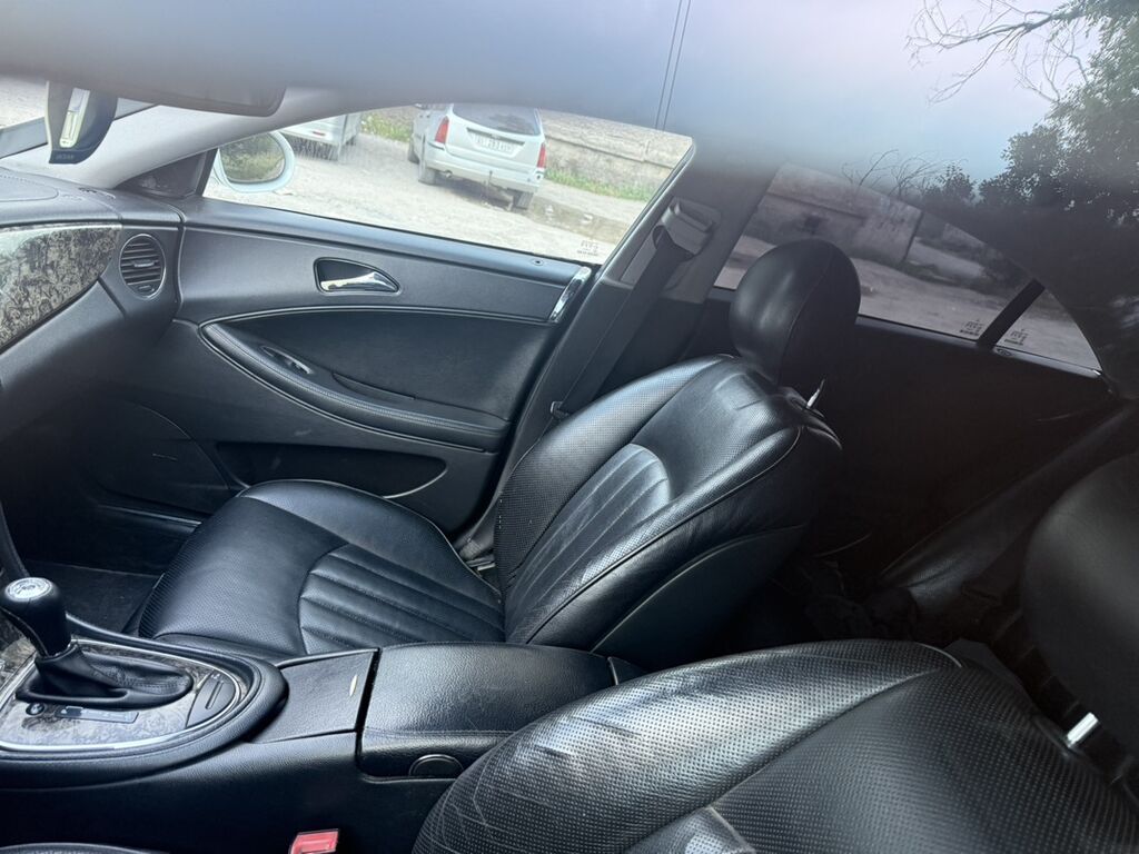 Mercedes-Benz CLS-Class: 2005 г., 3.5 л, Автомат, Бензин, Купе: фото 8