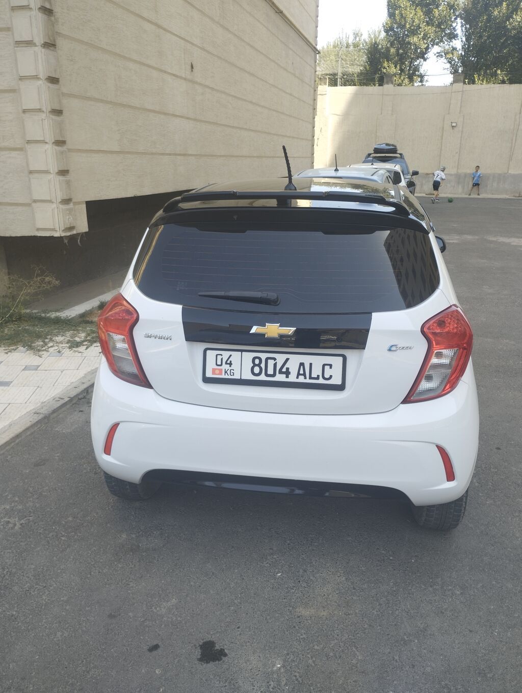 Chevrolet Spark: 2017 г., 1 л, Автомат, Бензин, Хэтчбэк: фото 4