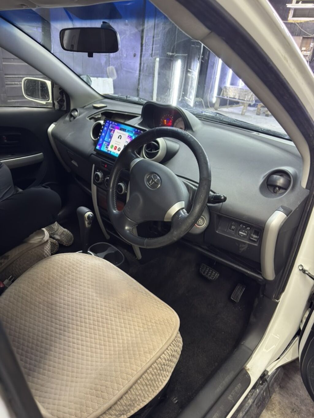 Toyota Ist: 2003 г., 1.5 л, Автомат, Бензин, Хэтчбэк: фото 5