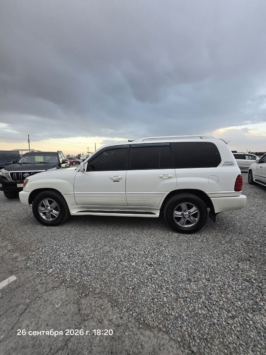 Lexus LX: 2006 г., 4.7 л, Автомат, Бензин, Внедорожник: фото 3