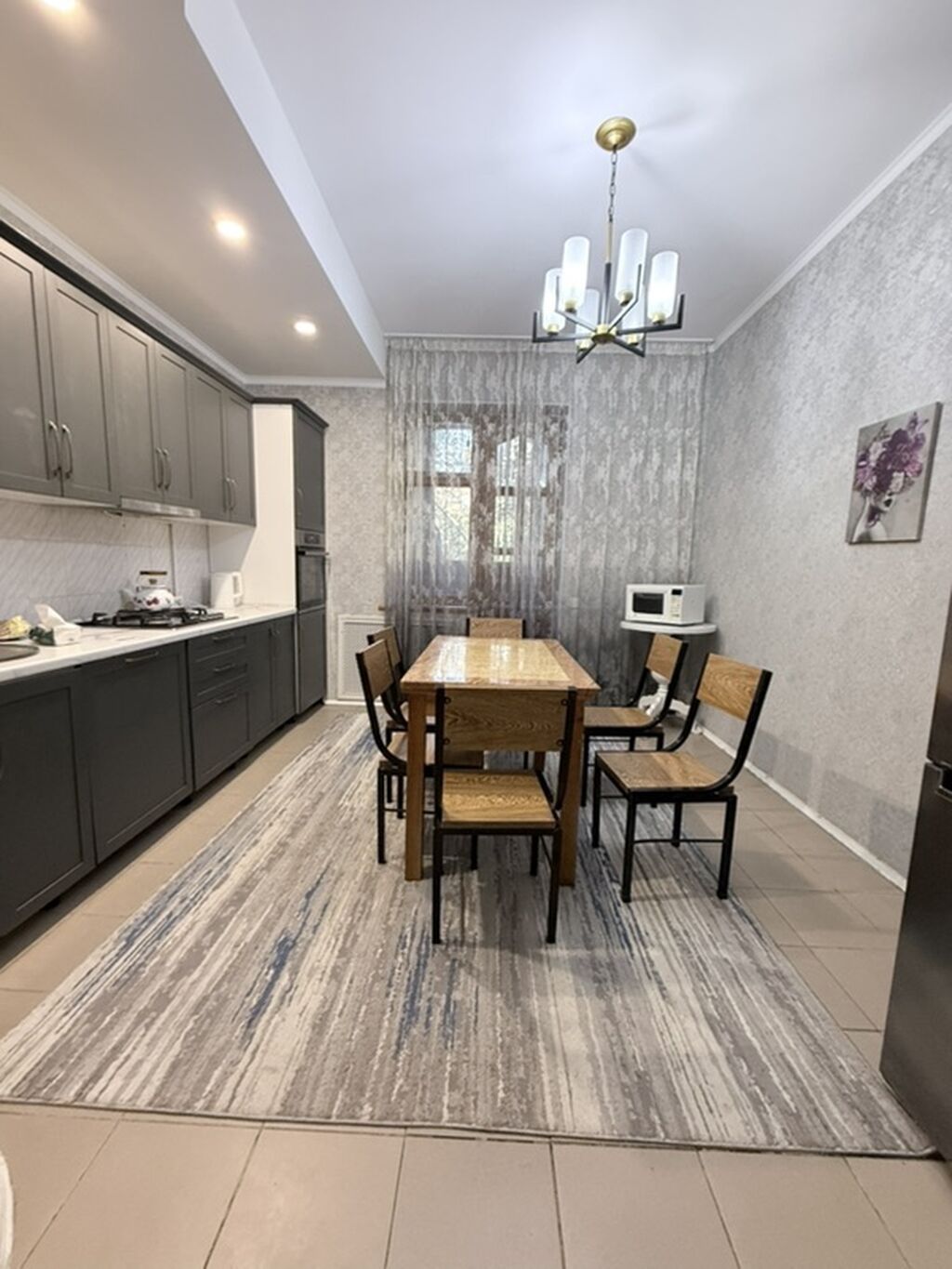 3 комнаты, 84 м², Юг-2 мкр Сталинка, 2 этаж, Косметический ремонт
