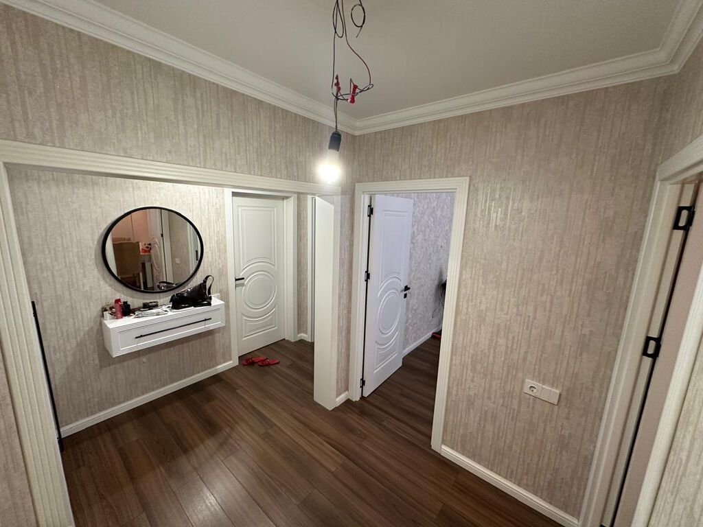 Sumqayıt, 4 otaqlı, Köhnə tikili, 97 kv. m