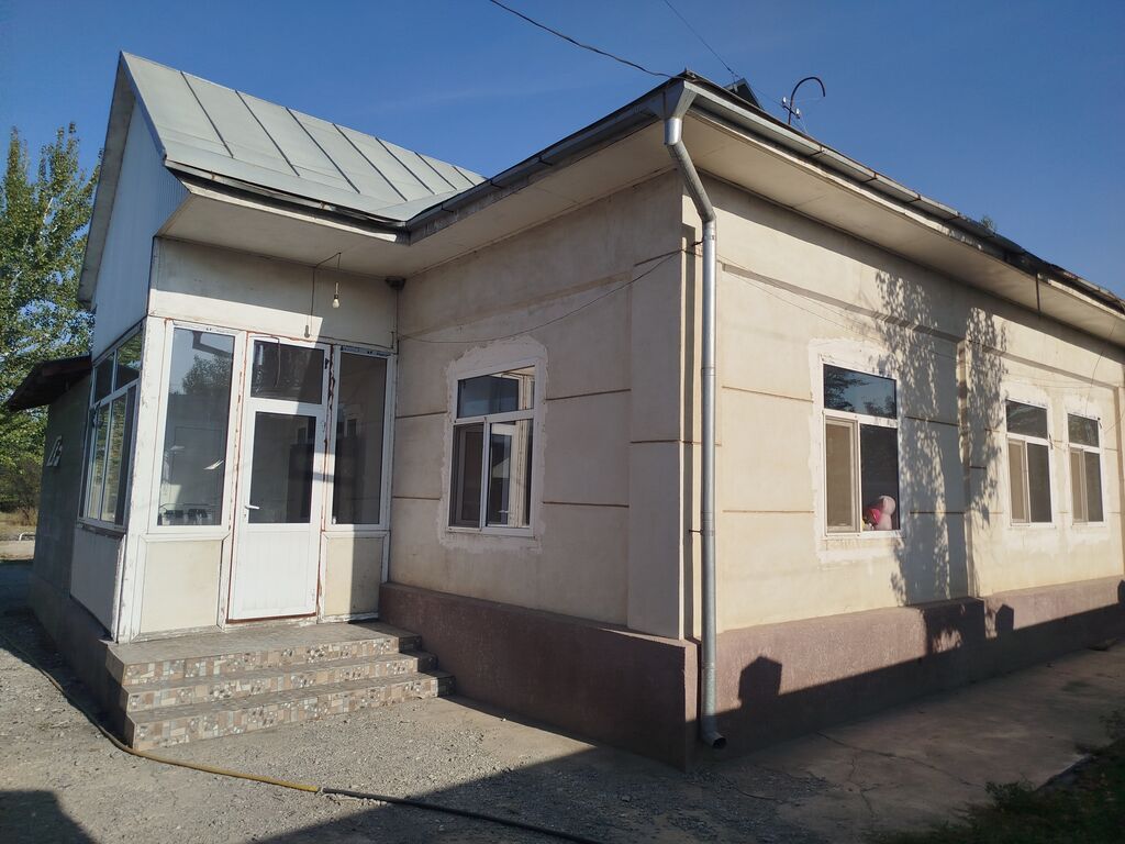 Продаётся жилой дом с большой территорией. - Отдельностоящий: фото 1