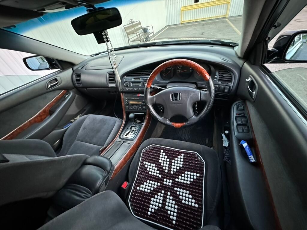 Продам Honda Saber 2002 г., 2.5 л, автомат, газ: фото 3