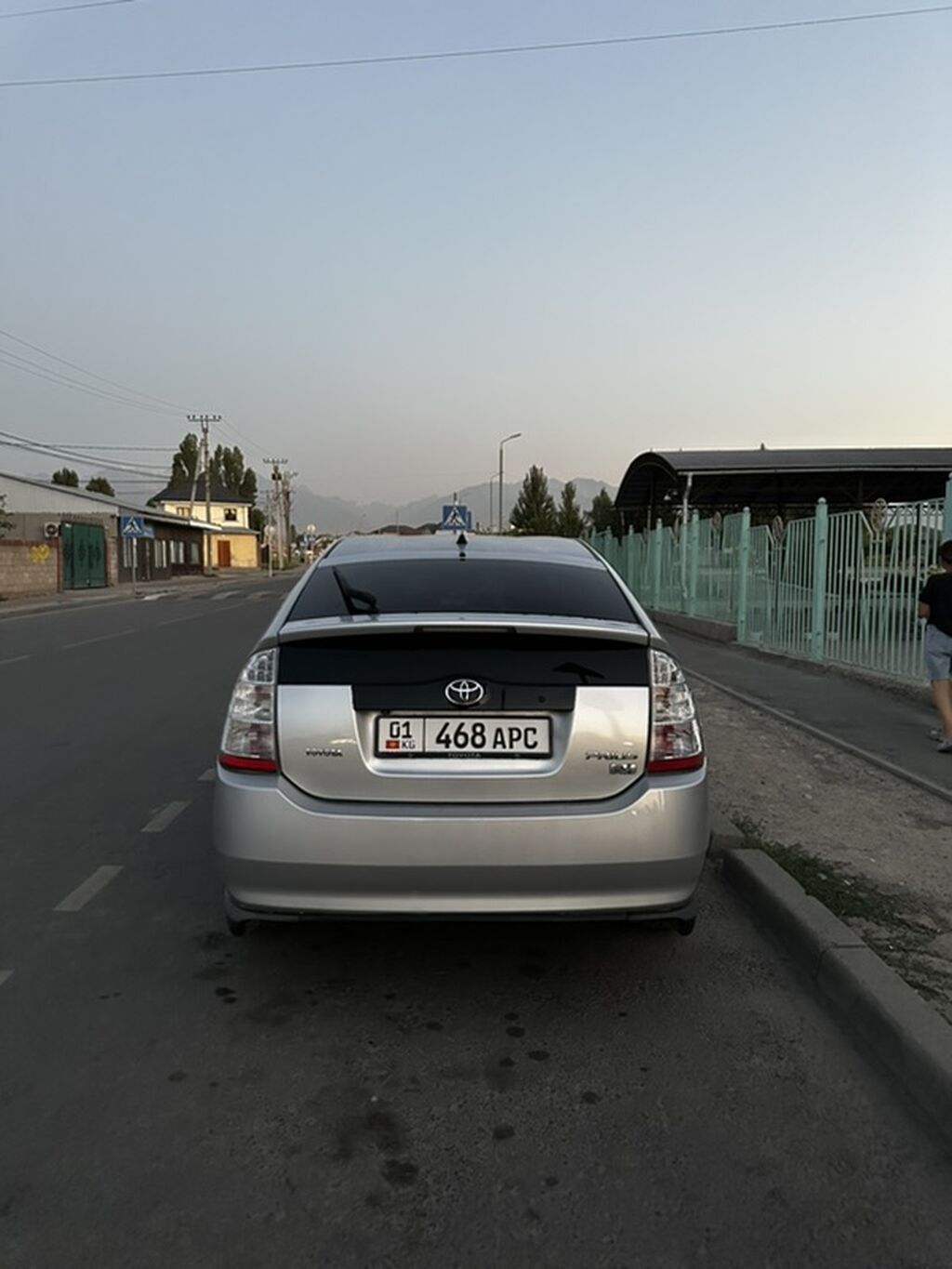Toyota Prius: 2007 г., 1.5 л, Вариатор, Гибрид, Хэтчбэк: фото 3