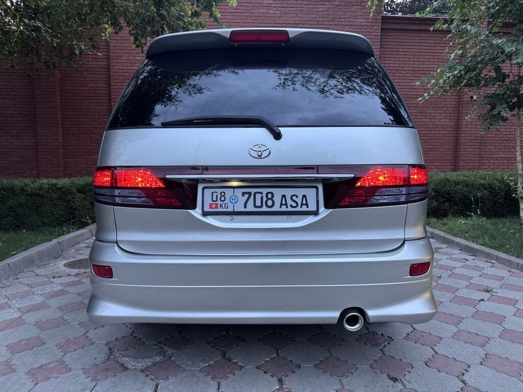 Toyota Estima: 2001 г., 3 л, Автомат, Бензин, Минивэн: фото 3