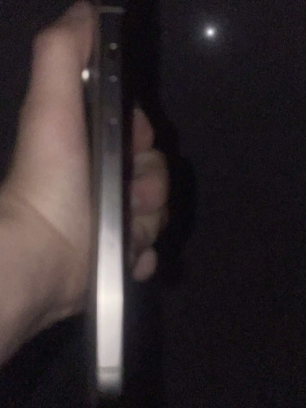IPhone 15 Pro, Б/у, 256 ГБ, Natural Titanium, Чехол, 80 %: фото 4