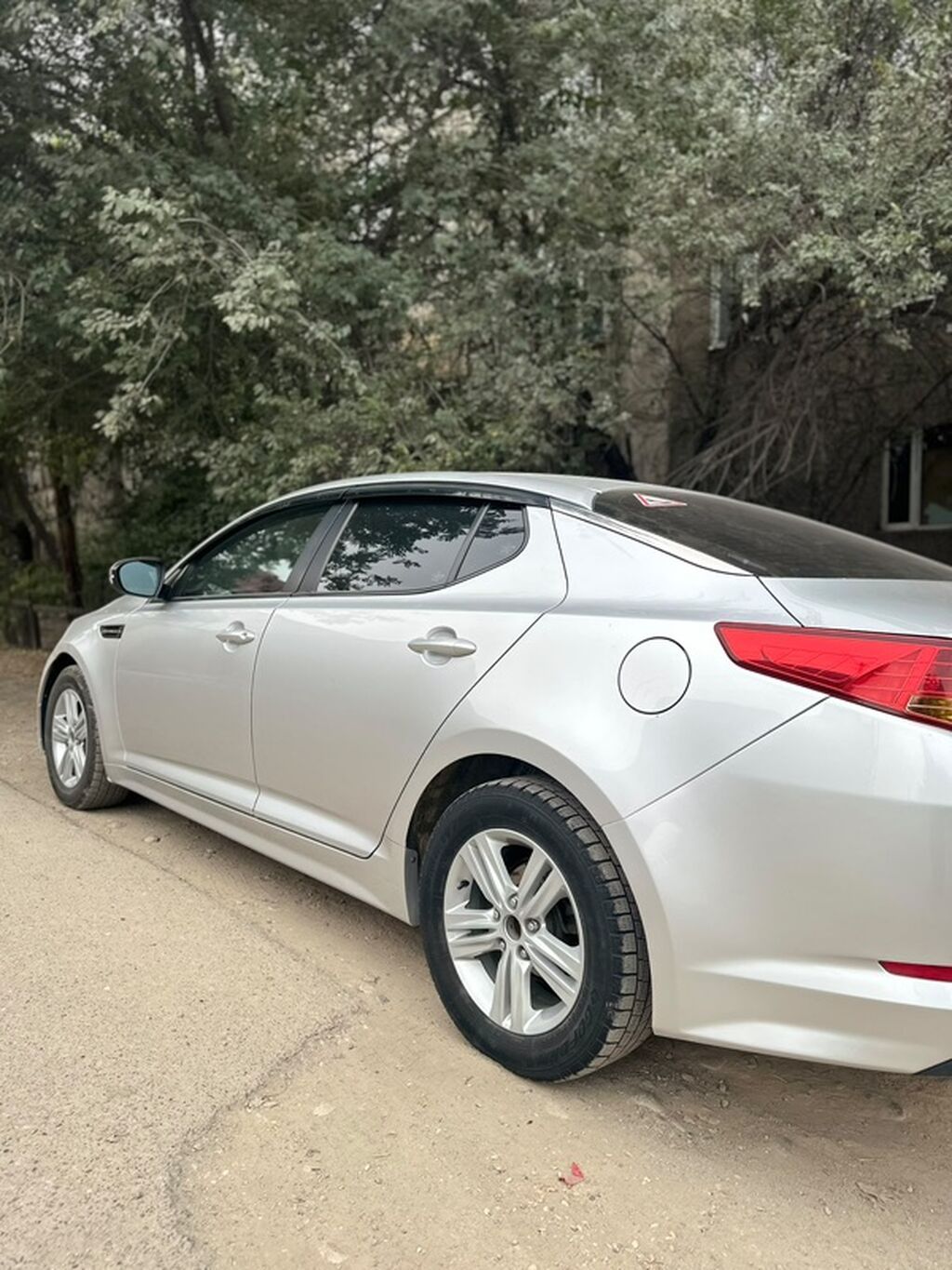 Kia K5: 2012 г., 2 л, Автомат, Газ, Седан: фото 3