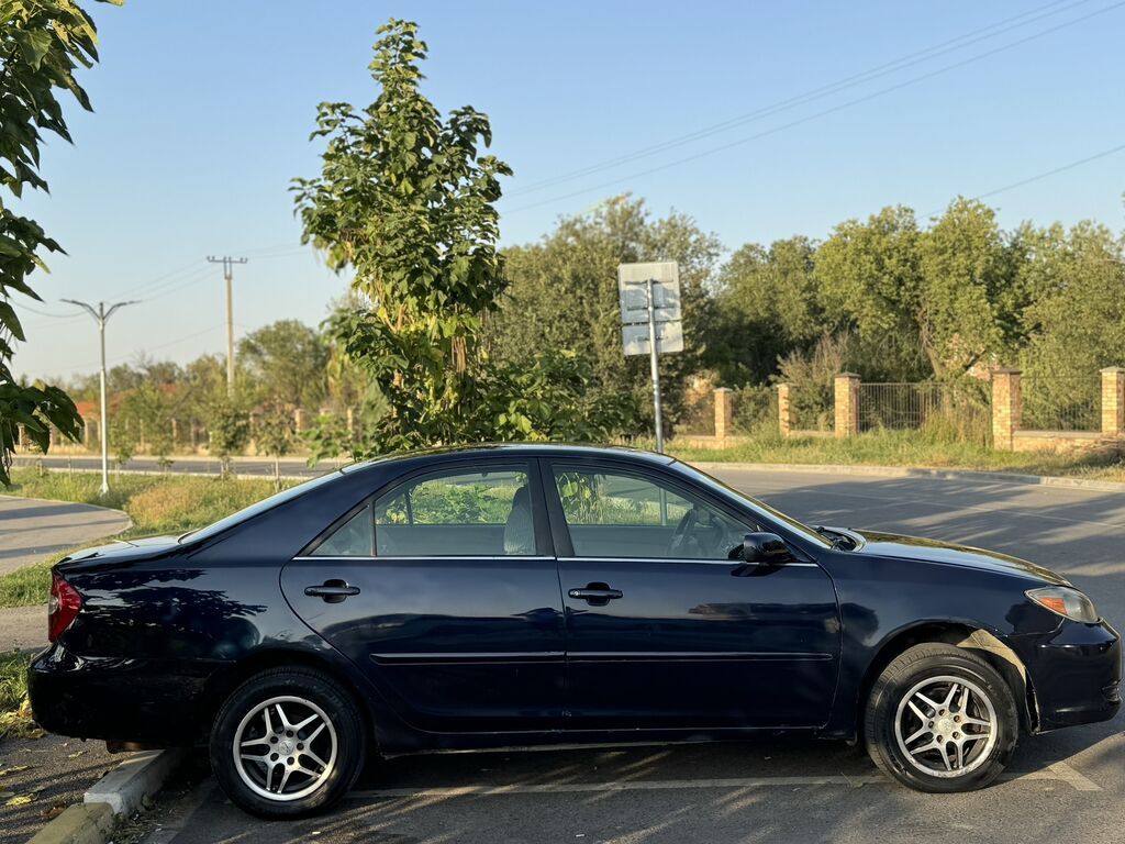 Toyota Camry: 2002 г., 2.4 л, Автомат, Бензин, Седан: фото 4