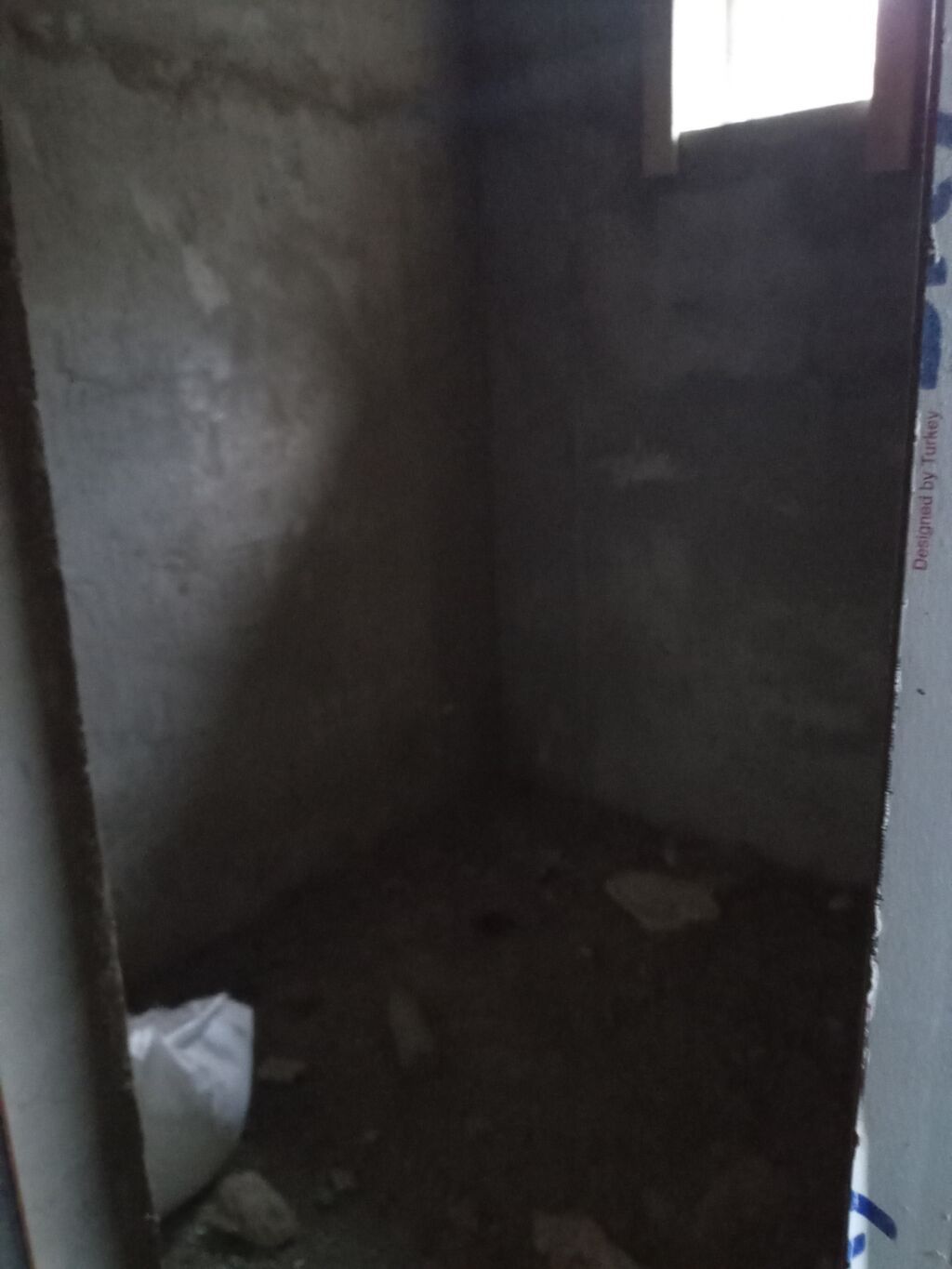 5 otaqlı, 180 kv. m, Kredit yoxdur, Təmirsiz