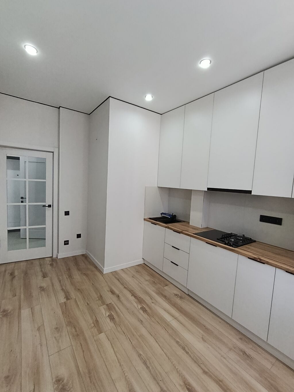 1 комната, 42 м², Джал мкр (в т.ч. Верхний, Нижний, Средний) Элитка, 7 этаж, Свежий ремонт: фото 2