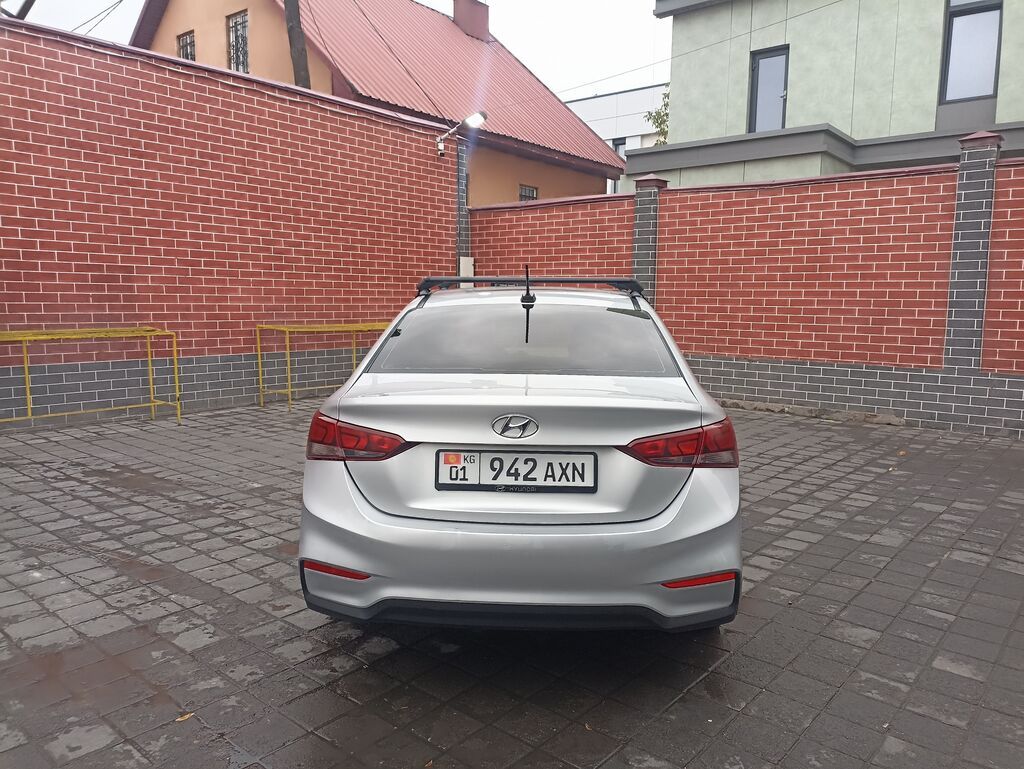 Hyundai Solaris: 2019 г., 1.6 л, Автомат, Бензин, Седан: фото 3