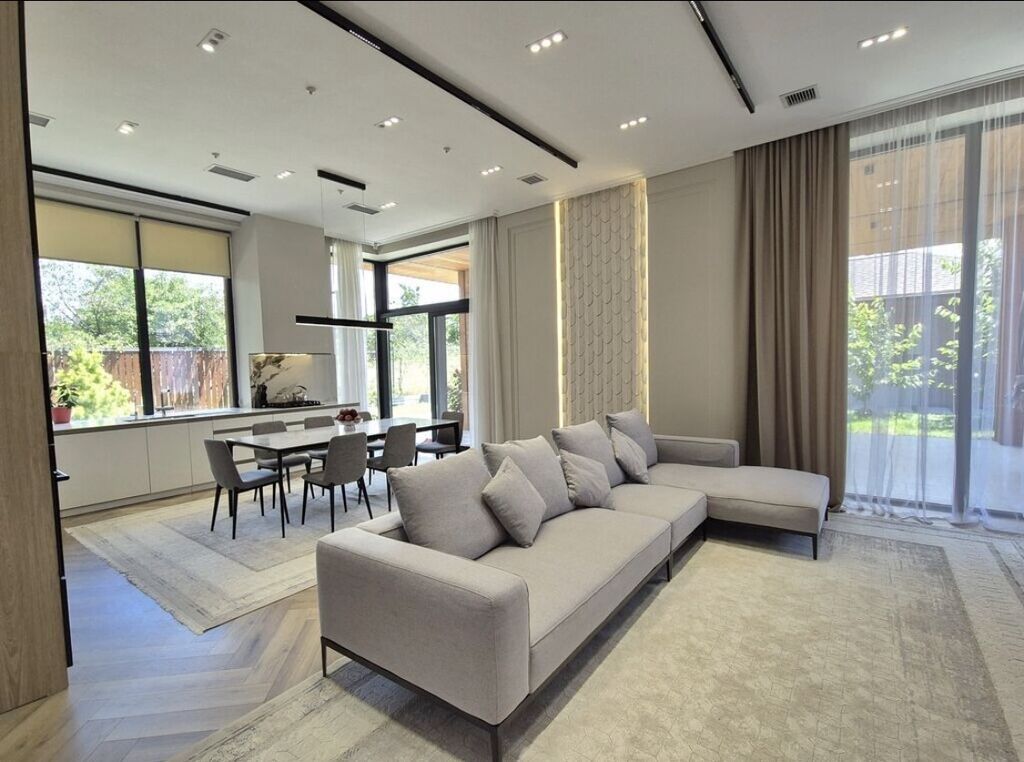600 м², 8 комнат, Киргизия 1: фото 5