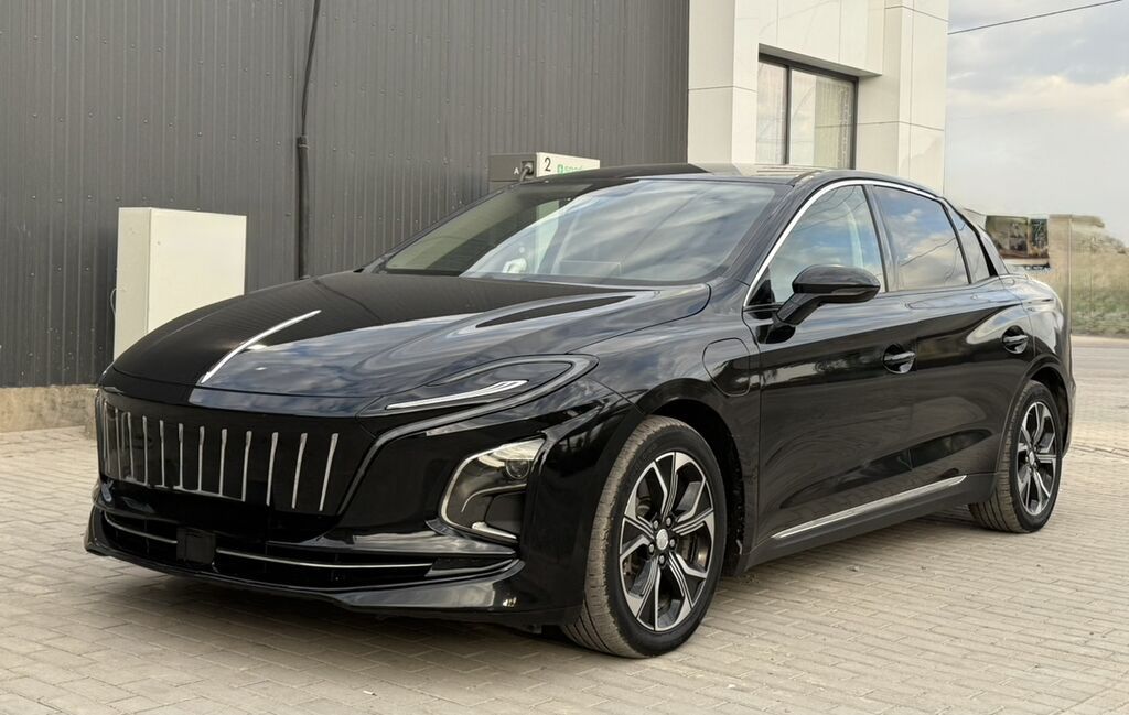 Продам электромобиль Hongqi E-QM5 2021 г.: фото 1