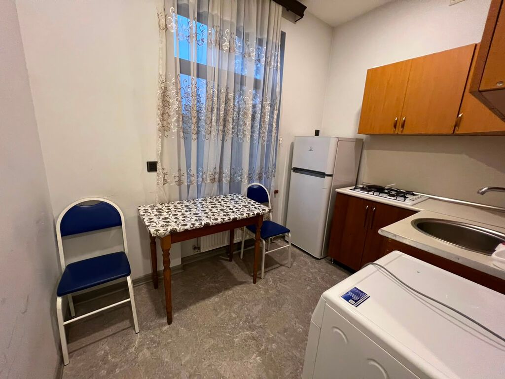 Bakı, 1 otaqlı, Köhnə tikili, 42 kv. m