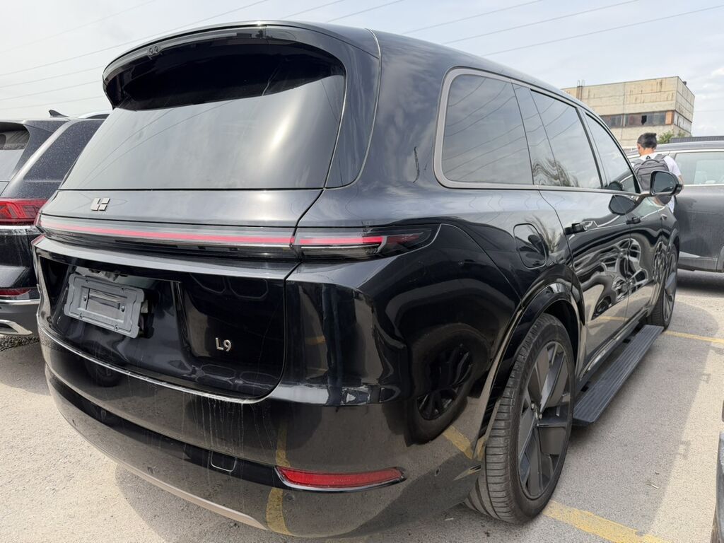 Lixiang L9: 2025 г., 1.5 л, Автомат, Гибрид, Внедорожник: фото 4