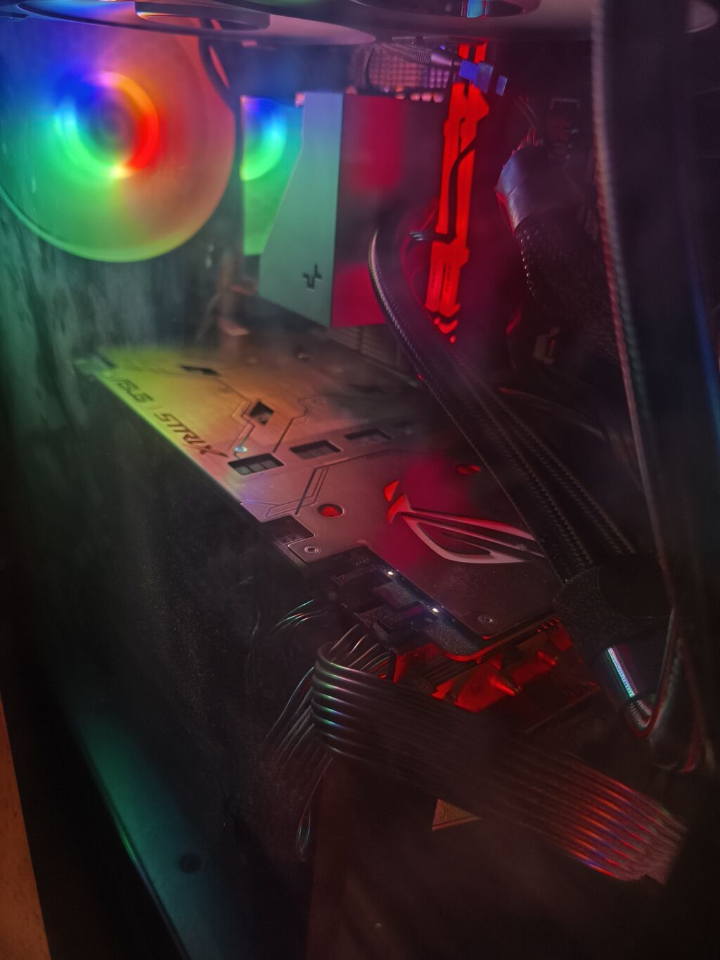Gtx 1080 ASUS ROG Strix брат брал ещё 2018 году за все время наиграл: фото 2