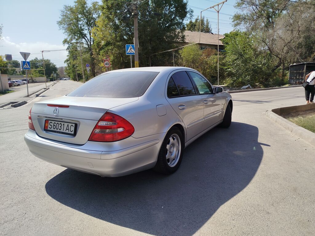 Mercedes-Benz E-Class: 2003 г., 2.6 л, Автомат, Бензин, Седан: фото 4