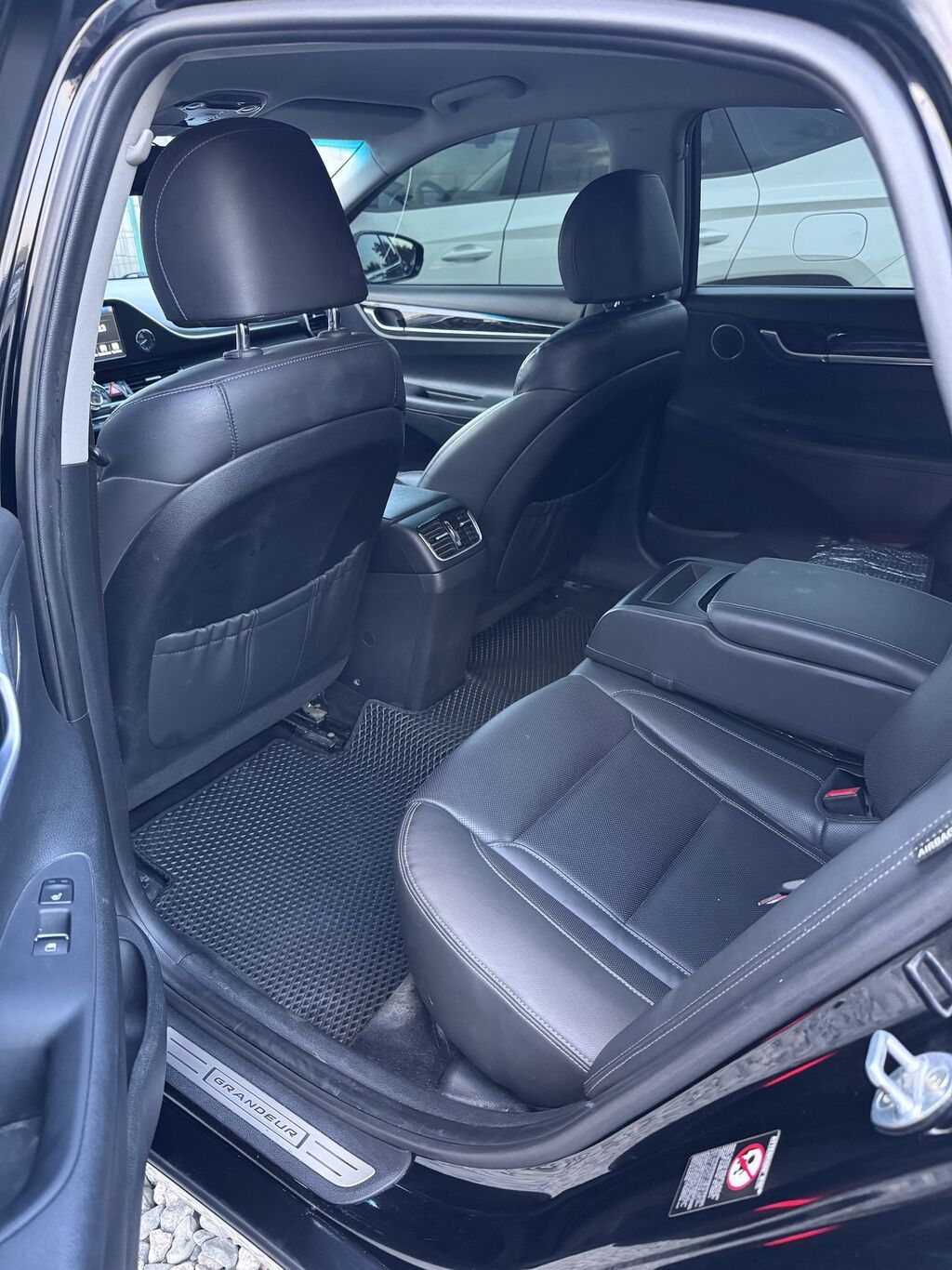 Hyundai Grandeur: 2018 г., 2.4 л, Автомат, Бензин, Седан: фото 8