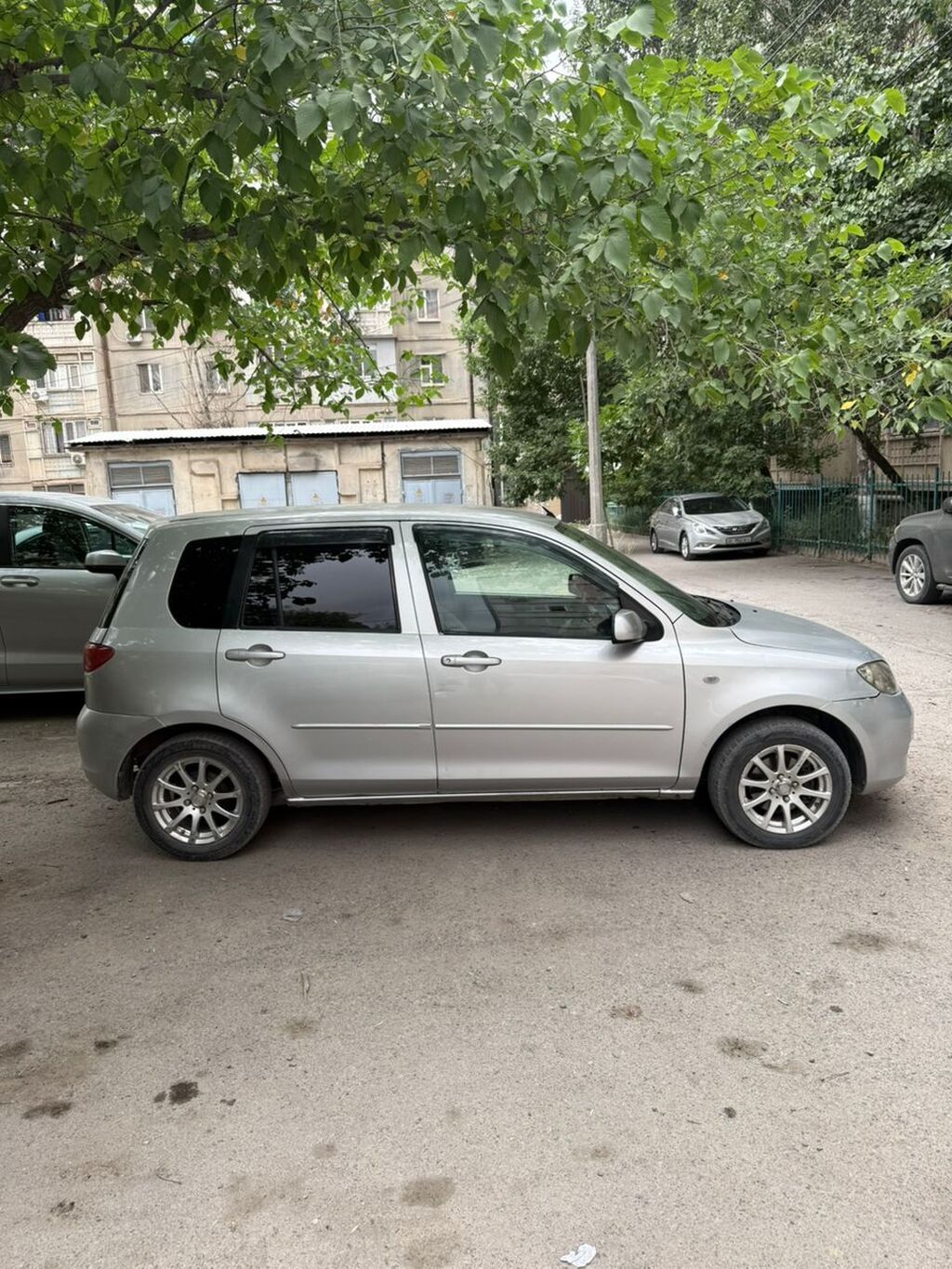 Mazda Demio: 2003 г., 1.3 л, Автомат, Бензин, Хэтчбэк: фото 5