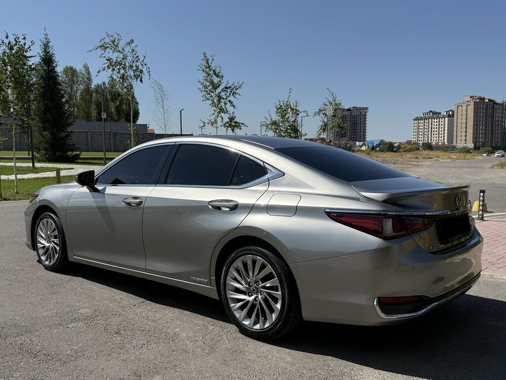 Lexus ES: 2020 г., 2.5 л, Вариатор, Гибрид, Седан: фото 5