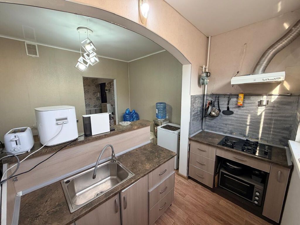 2 комнаты, 68 м², Улан-2 мкр 106 серия, 8 этаж, Евроремонт: фото 5
