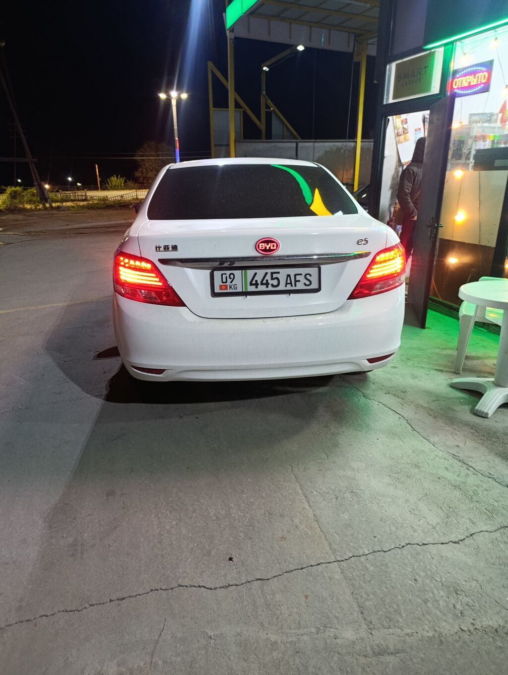 BYD E5: 2019 г., Автомат, Электромобиль, Седан: фото 2