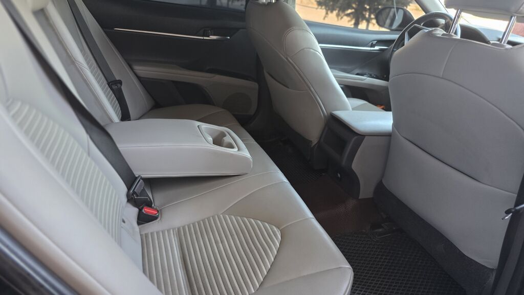Toyota Camry: 2019 г., 2.5 л, Автомат, Бензин, Седан: фото 6