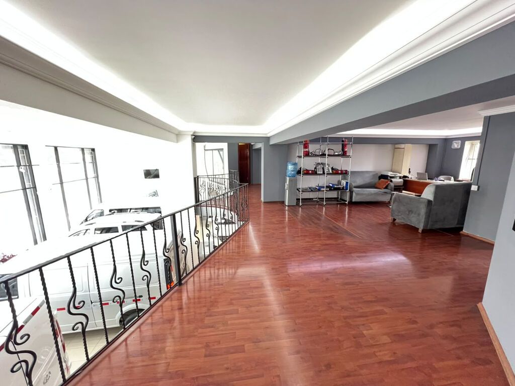 400 m² kommersiya obyektinin icarəsi Ünvan və yerləşmə: - Ziya