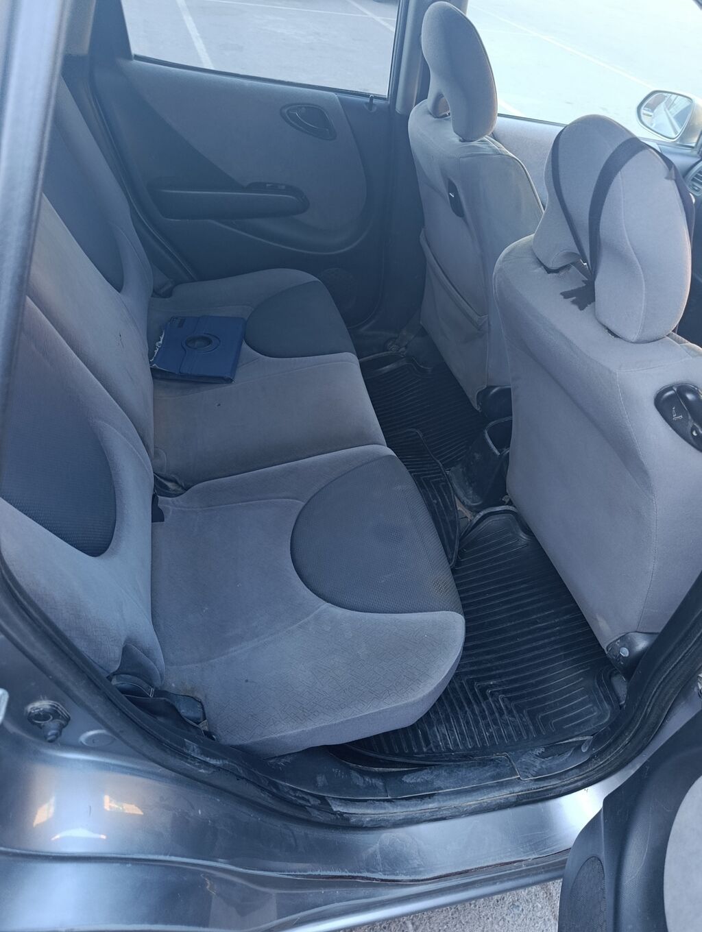 Honda Fit: 2003 г., 1.5 л, Вариатор, Бензин, Хэтчбэк: фото 6
