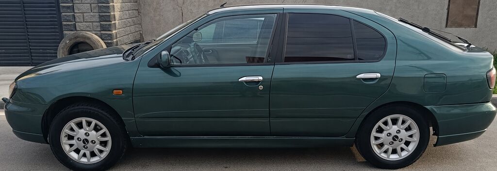 Nissan Primera: 2001 г., 1.8 л, Механика, Бензин, Хэтчбэк: фото 2