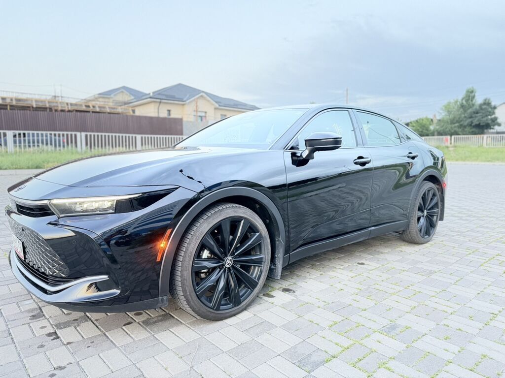 Toyota Crown: 2025 г., 2.5 л, Вариатор, Гибрид, Кроссовер: фото 2