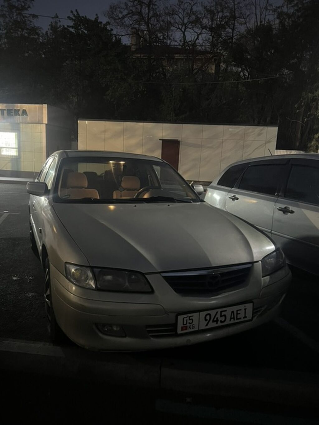 Mazda 626: 2000 г., 2 л, Автомат, Бензин, Хэтчбэк: фото 4