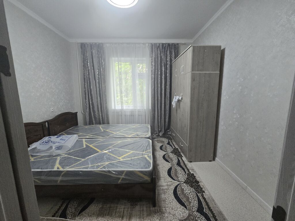 2 комнаты, 7 мкр Собственник, Семейным, от 1 года, С мебелью полностью: фото 1
