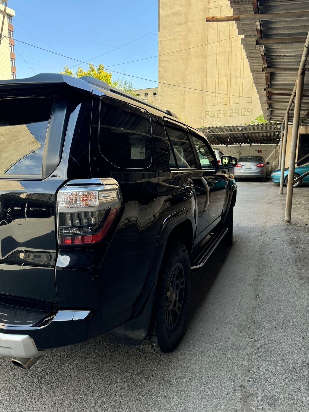 Toyota 4Runner: 2016 г., 4 л, Автомат, Бензин, Внедорожник: фото 5