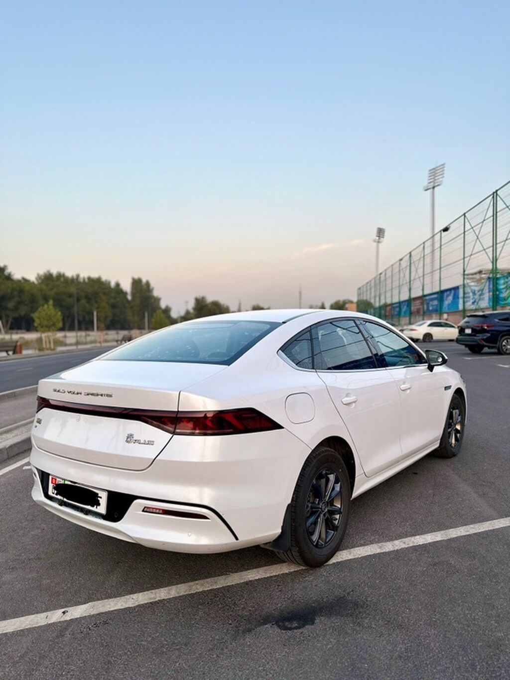 BYD Qin: 2021 г., 0.1 л, Электромобиль, Седан: фото 3