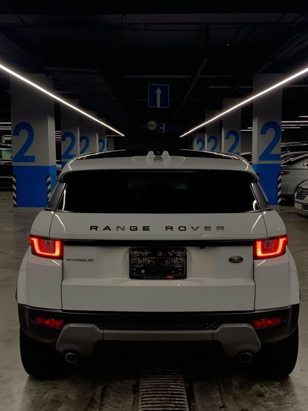 Land Rover Range Rover Evoque: 2018 г., 2 л, Автомат, Бензин, Кроссовер: фото 4