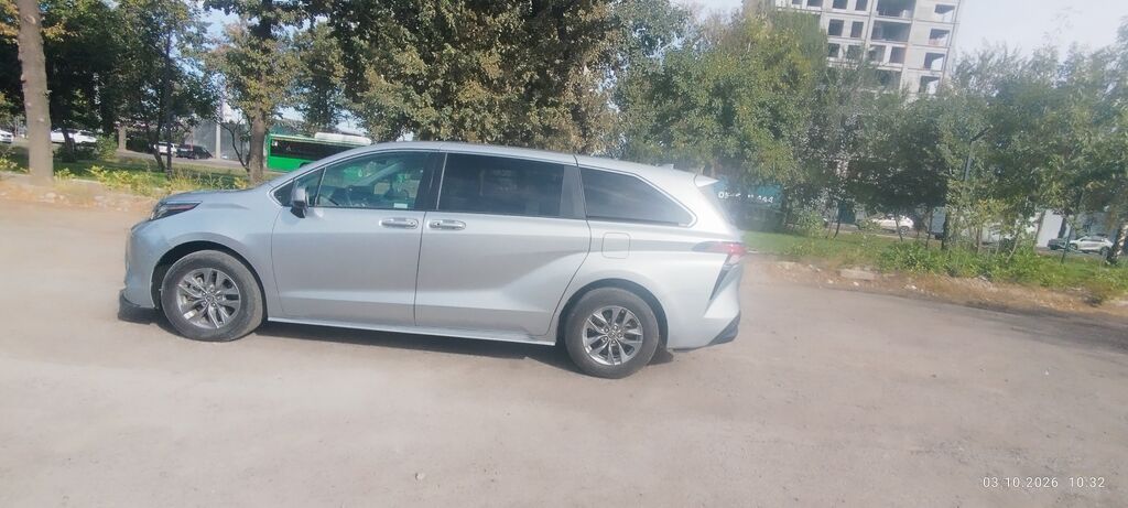 Toyota Sienna: 2021 г., Гибрид, Минивэн: фото 4