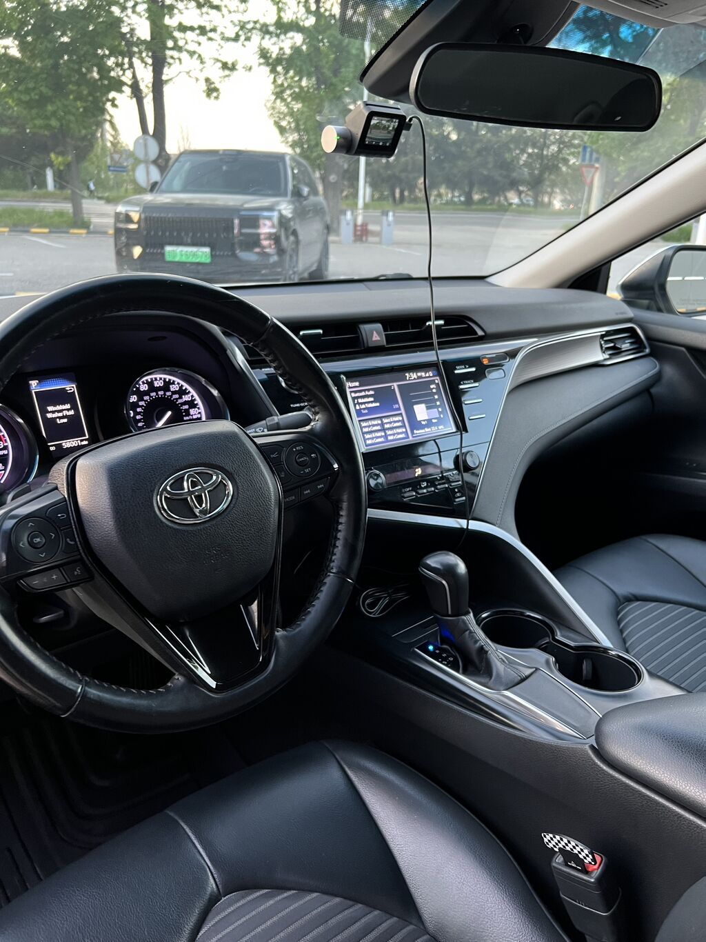 Toyota Camry: 2019 г., 2.5 л, Автомат, Бензин, Седан: фото 8