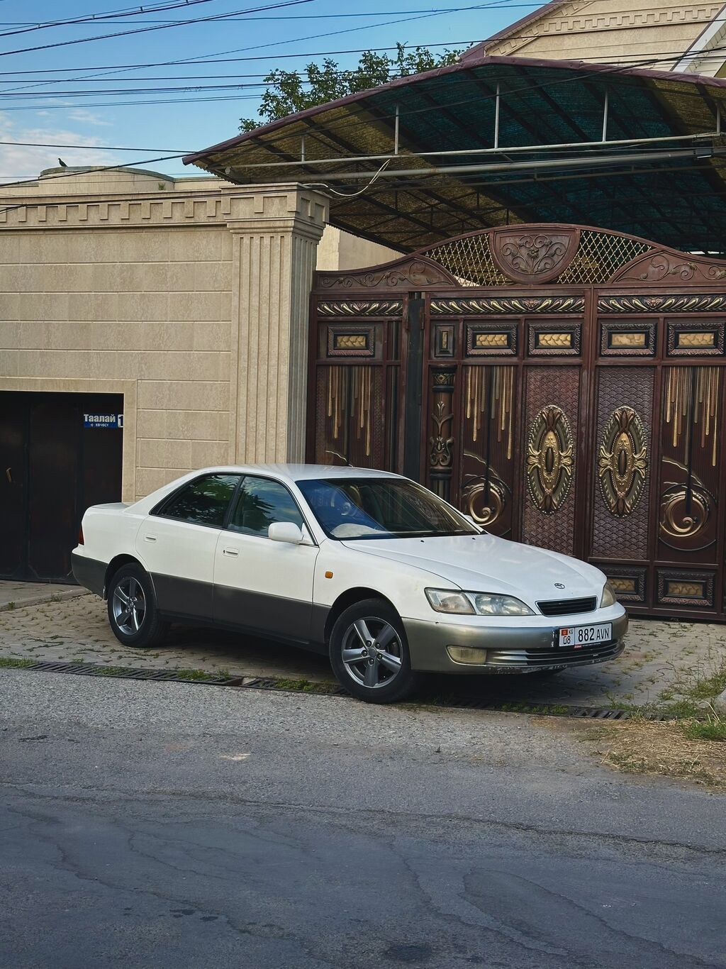 Toyota Windom: 1998 г., 2.5 л, Автомат, Газ, Седан: фото 2