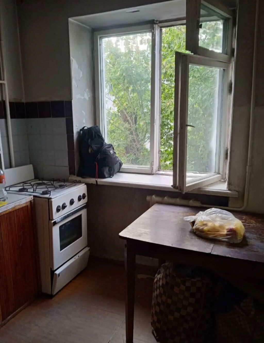 2 комнаты, 43 м², Бишкек Парк ТРЦ Индивидуалка, 3 этаж, Старый ремонт: фото 2