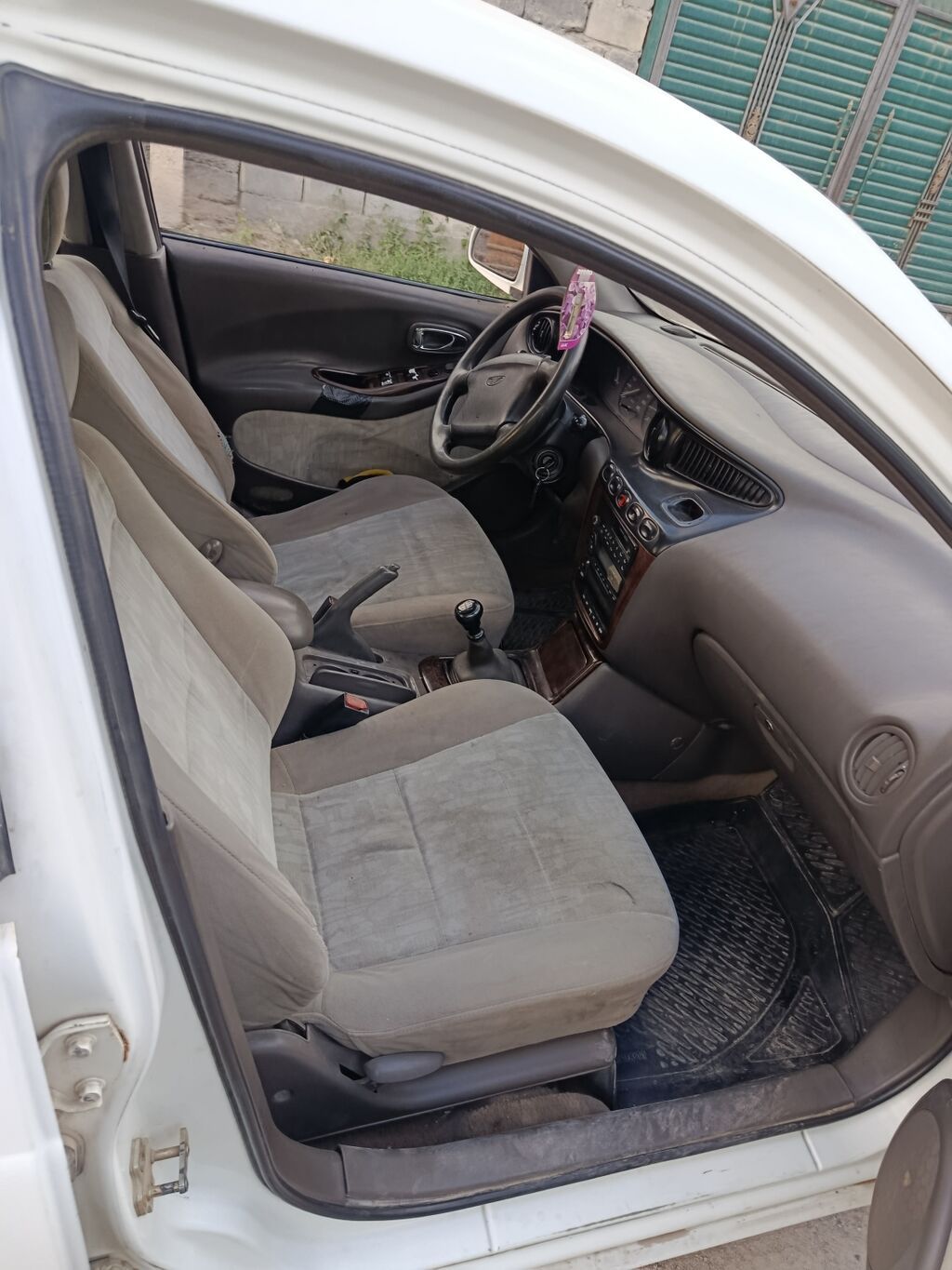 Daewoo Leganza: 1999 г., Механика, Бензин, Седан: фото 7