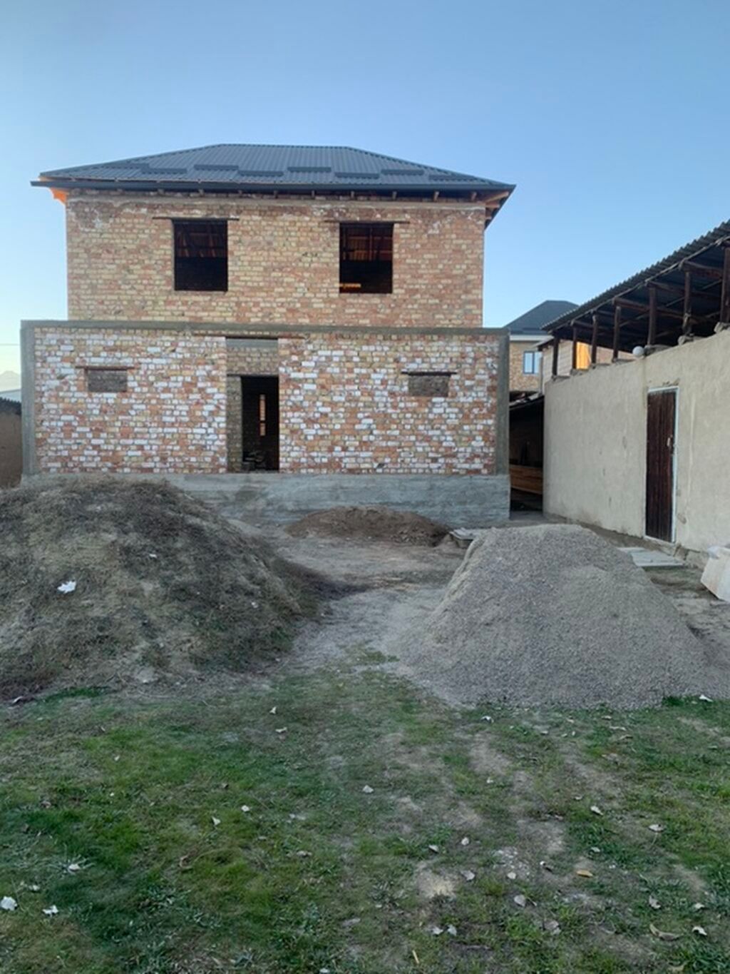 Продаю дом 2 этажный псо,район ж/м Учкун,Дом 9/11,5м.152 кв.м.Участок: фото 1