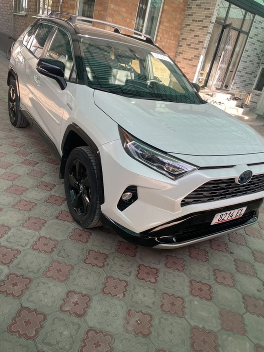Toyota RAV4: 2020 г., 2.5 л, Вариатор, Гибрид, Кроссовер: фото 2