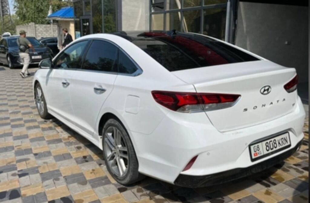 Hyundai Sonata: 2018 г., 2 л, Автомат, Бензин, Седан: фото 4
