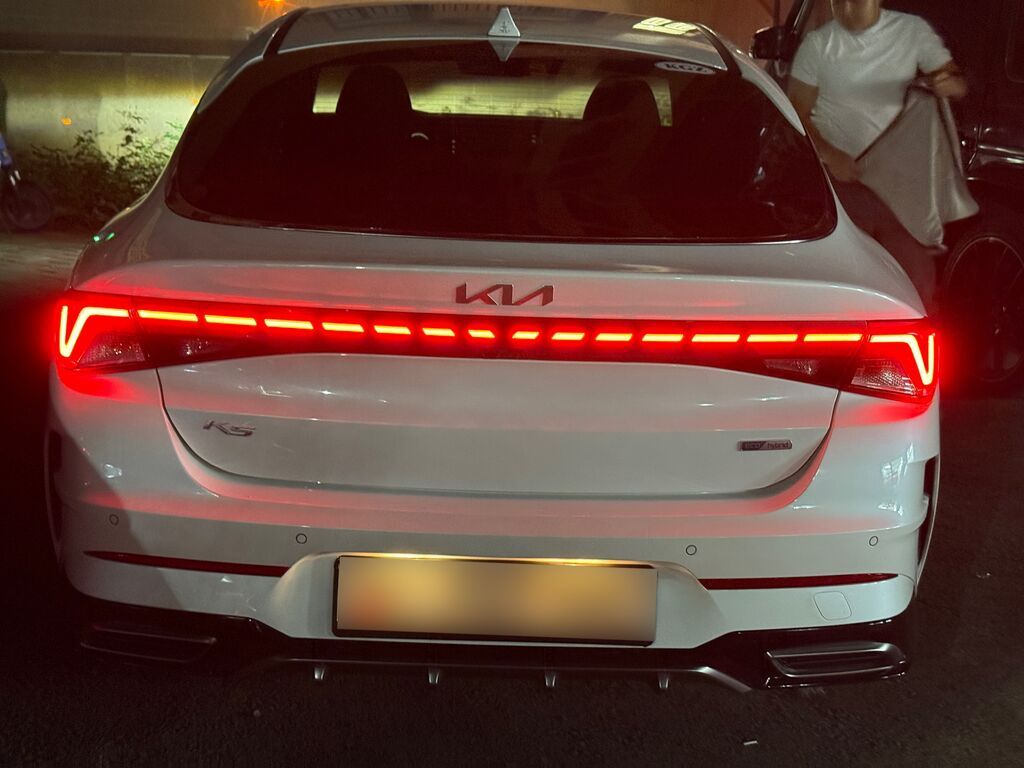 Kia K5: 2021 г., 2 л, Робот, Гибрид, Седан: фото 7